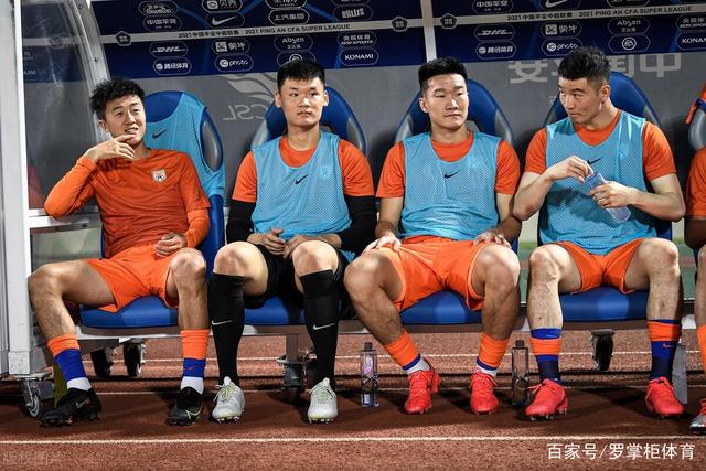 刘翔深夜发声：我想走是被阻止，执教非我所愿